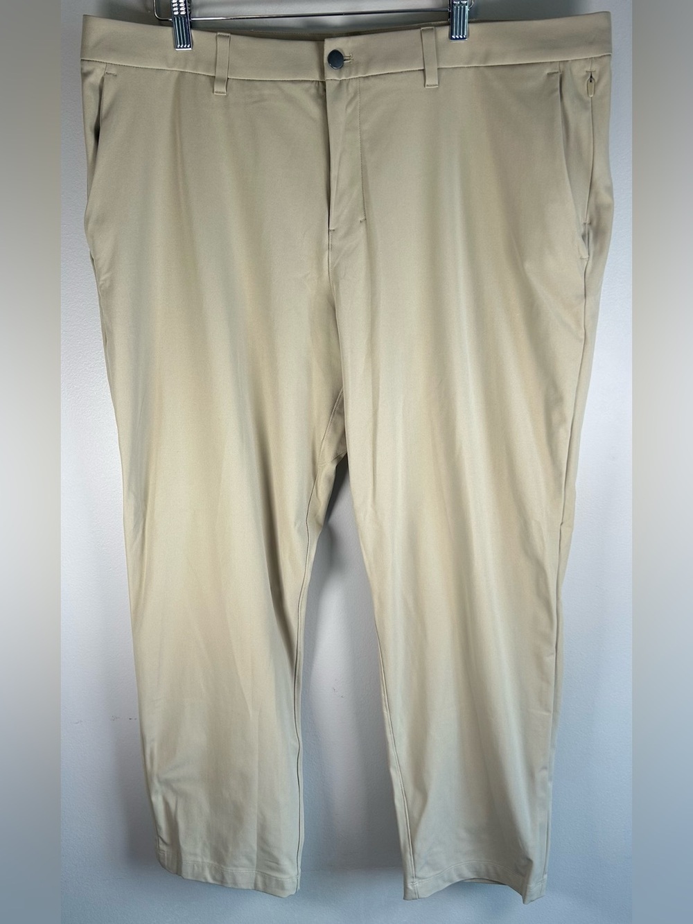 Lululemon Men's Commission Pants Beige Tan Golf Chino Classic Size 40x28 NWOT